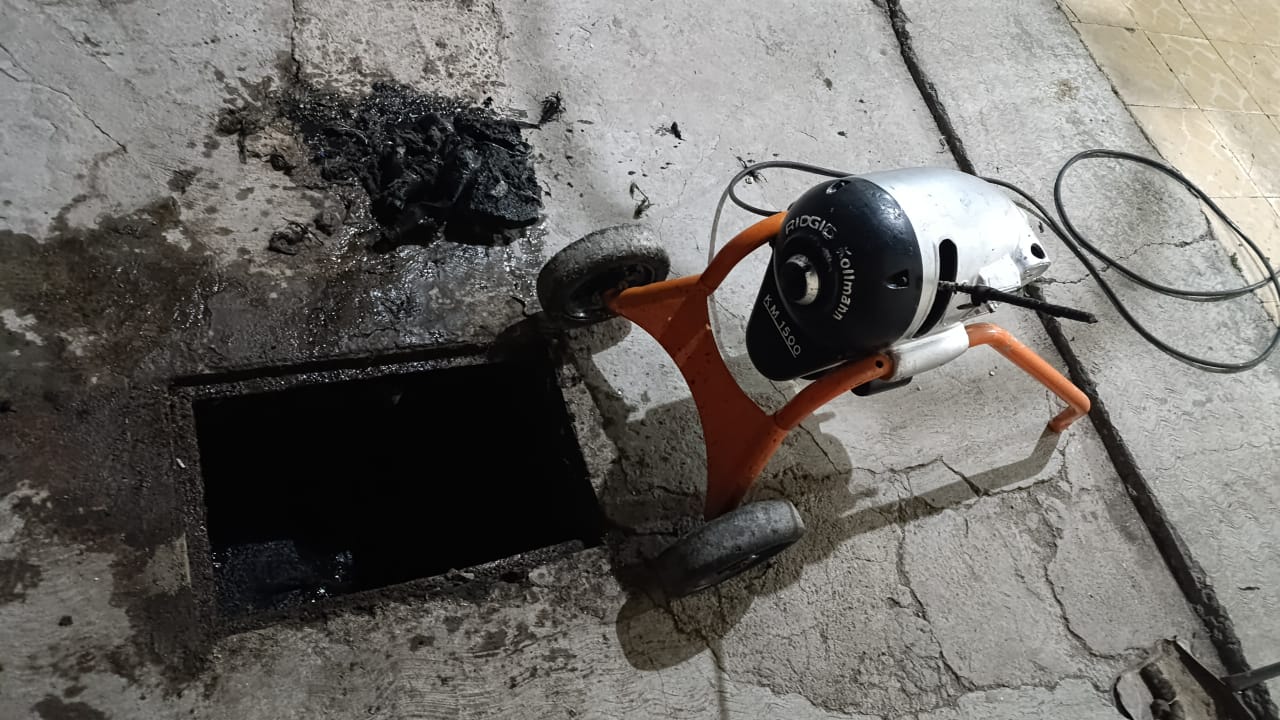 Servicio de desazolves y plomería en la colonia Altavilla en Ecatepec